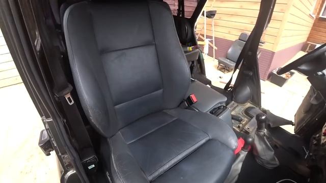 Поставил сидения от BMW X5 в УАЗ ХАНТЕР