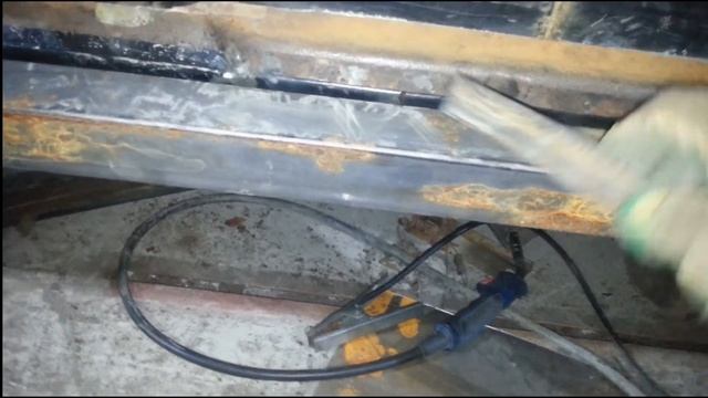 УАЗ Патриот. замена порогов.