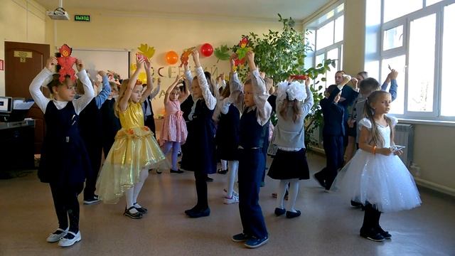 Песня "Листики-кораблики"  1 и 2 класс