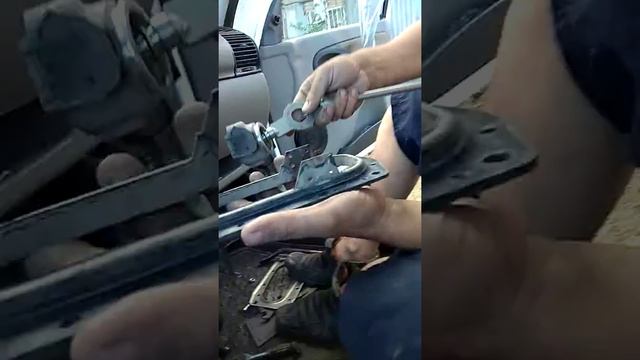 ремонт кулисы на калине-универсал 1часть