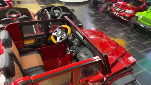 САМЫЕ вместительные детские ЭЛЕКТРОМОБИЛИ! Рейтинг лучших в 2022 году