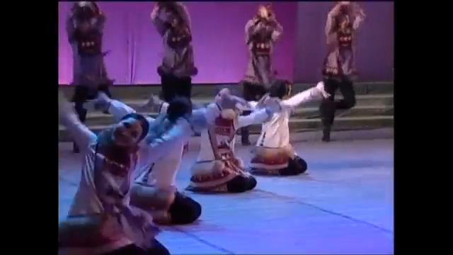 Народный ансамбль танца "КЫТАЛЫК", танец "Ритмы тундры"
