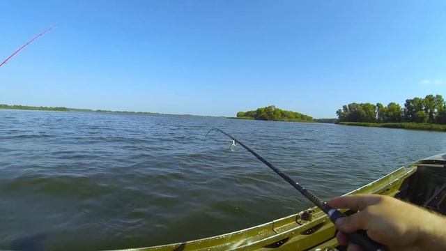 КАРАСЬ НА БОРТОВЫЕ УДОЧКИ С ЛОДКИ!!!