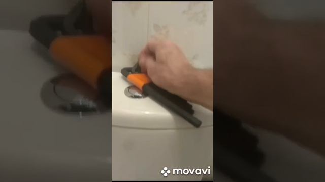 Как повысить давление воды в кране квартиры.