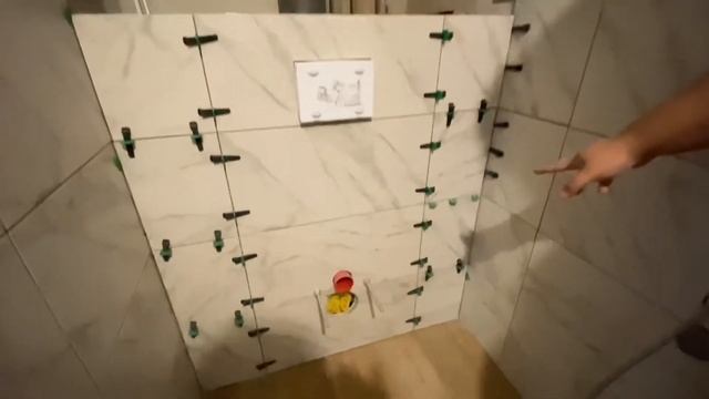 Завершили укладку плитки! Затираем швы затиркой Ceresit