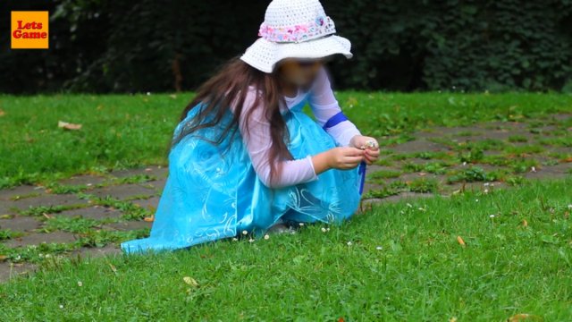 Спайдермен Человек Паук спасает Принцессу Эльза