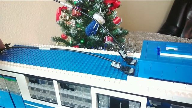 Lego троллейбус ЗИУ-682ГМ1 / Lego russian trolleybus ZIU-682GM1 (ZIU 9) (14 stud MOC)