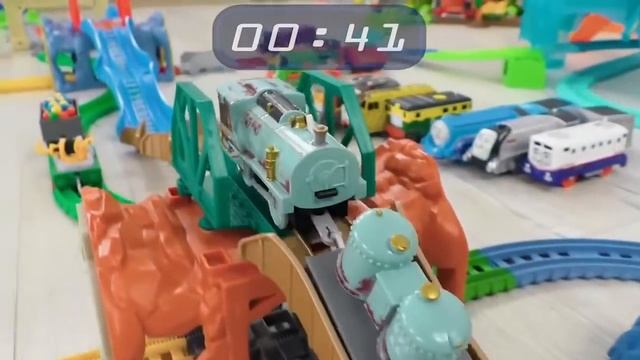 ?Blasting Tunnels, Racing and Power Challenges with Thomas & Friends