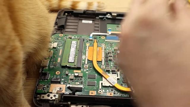 Разборка и чистка Asus X556U/ Disassembling and cleaning a laptop