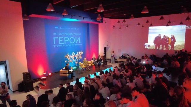 Истории, которых нет в книгах: участник СВО встретился с мытищинскими школьниками