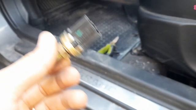 Не горит стоп сигнал.Ремонт лягушки.Джили Эмгранд ЕС7