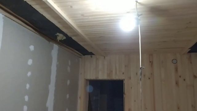 Самый лёгкий потолок из вагонки. Всё очень просто