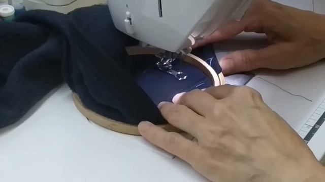 Штопка на машинке -это быстро и удобно!