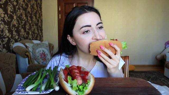 Ухожу с работы, минимум клиентов / Хот Доги / Мукбанк Айка Эмилли ?