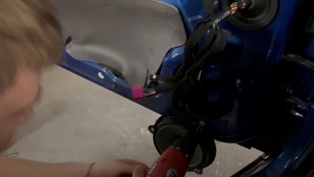 Замена штатных динамиков в Lada Vesta Sw Cross на DL Audio Gryphon Pro 165