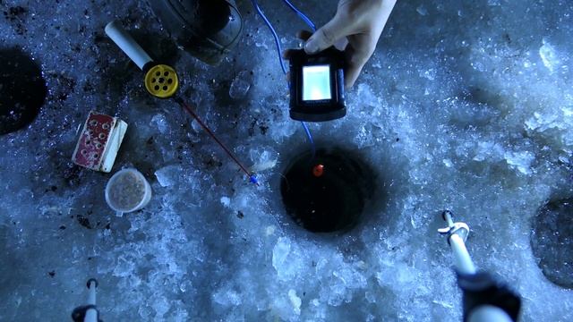 Самодельный домик для зимней ловли. Ночная рыбалка. Часть 1.