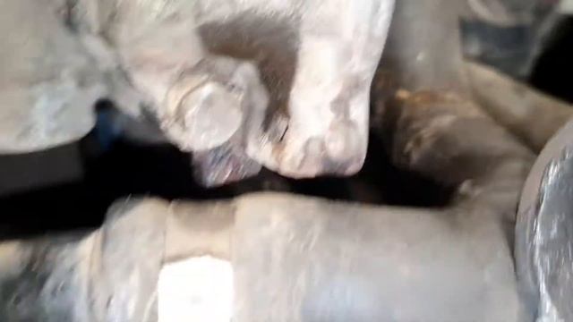 Замена термостата и корпуса дачия логан 1.4