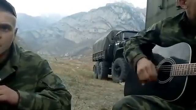 армейские песни под гитару   твои зелёные глаза