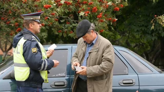 Штраф за невписанного в страховку водителя