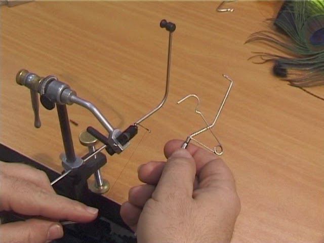 Как сделать финишный узел узловязом или как пользоваться узловязом