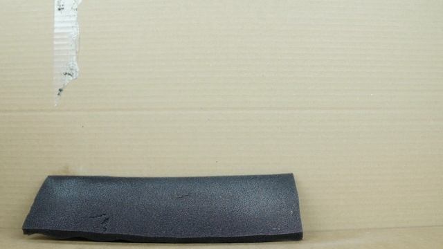 Чем приклеить поролон?