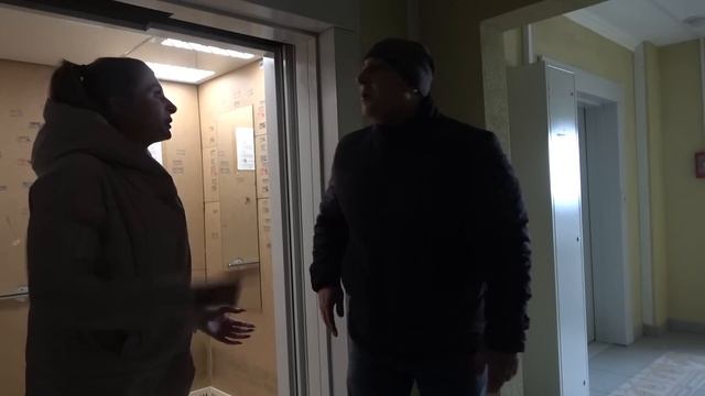 Толик и Лена ОТЖАЛИ НОВУЮ квартиру у МЕДСЕСТРЫ Крейзи Шоу