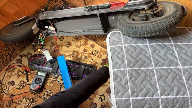 Электросамокат отключается. Ремонт.