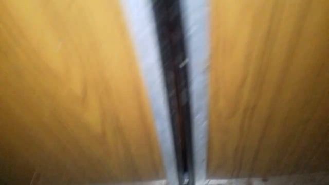 старый лифт с красивой кабиной 0.71 м/с 320 кг