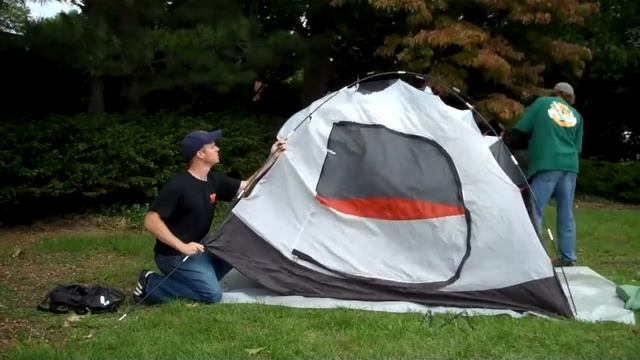 Как собрать четырёхместную палатку