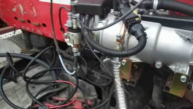 Freightliner. Установка предпускового жидкостного подогревателя 14ТС-Mini-12-GP