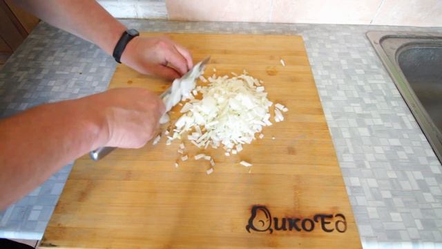 Сердце лося тушенное с луком