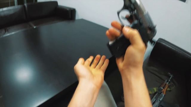 COVID-19 CORONAVIRUS 4 ZOMBIE first person (pov)