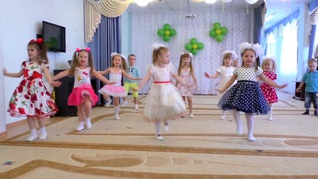 Веселая песенка для детей про Детский сад Утренник в садике