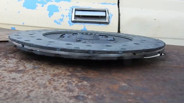 установка КПП ЗИЛ на ГАЗик. подготавливаем диск сцепления