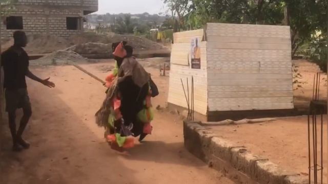 Bushman Prank: Everyone is Scared By This Bush !!!.