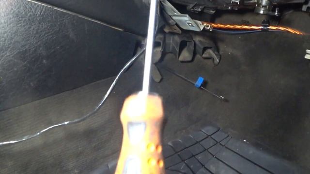 Audi 80 b3 КЛЕИМ ЗАСЛОНКУ ПЕЧКИ НЕ СНИМАЯ ТОРПЕДУ