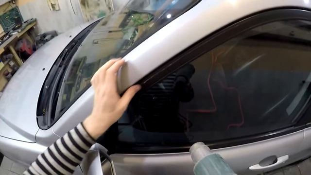 ЛЕГКО без ЗАТРАТ, удаляем ДВУХСТОРОННИЙ СКОТЧ с автомобиля