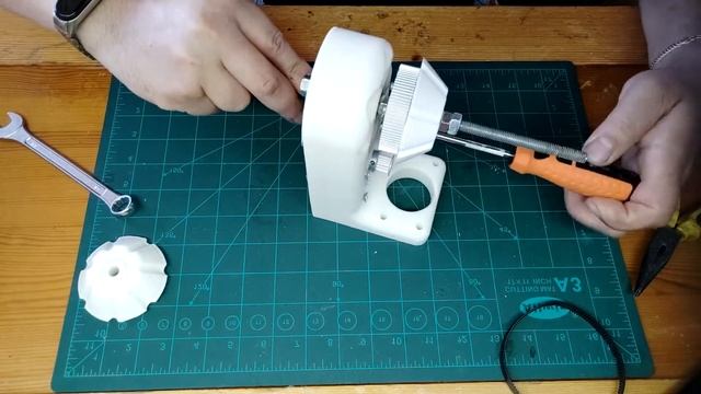 Намотчик для филамента, линии протяжки PET пластика. Filament winder, PET plastic broaching lines.