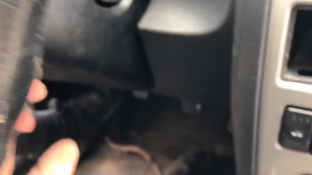 2 причины,по которым не работает сигнал на автомобиле Renault Logan