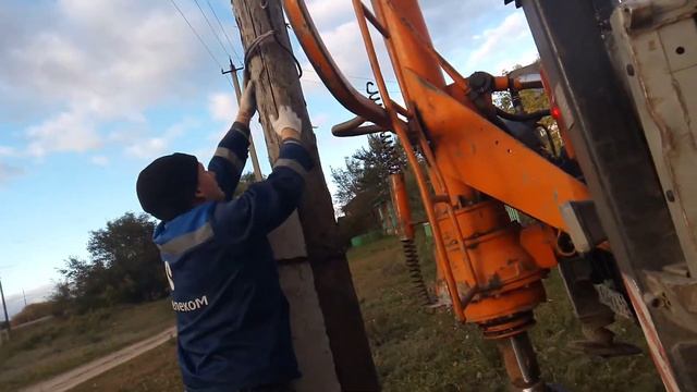 Работа бурильно-крановой установки на базе газ 33081 демонтаж опоры