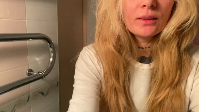 Стрижка волос в ванной самой себе. Аня блин…