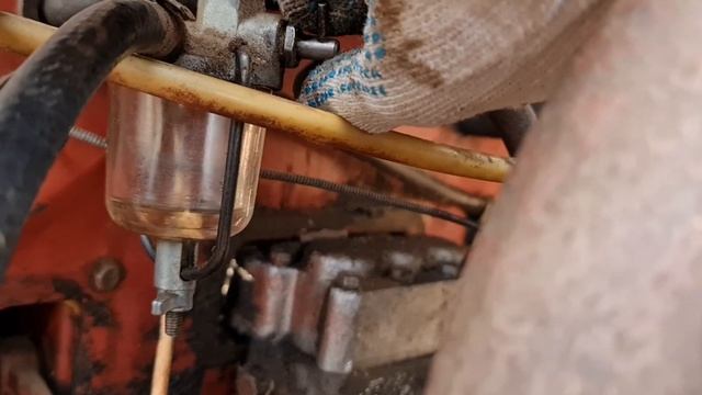 Как правильно сделать топливную смесь и поменять фильтр для пускача ПД-10 на тракторе ДТ75?⛽️