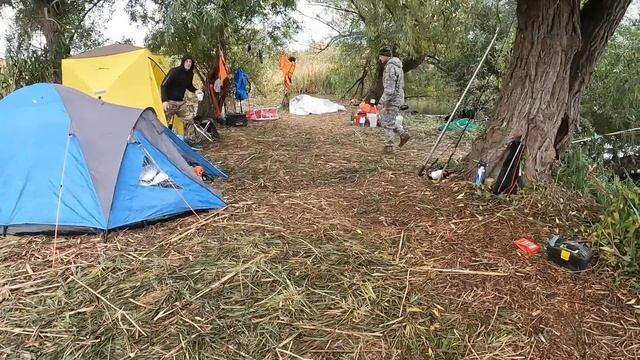 Рыбалка с друзьями. п.Вышка. Астраханская область. Ноябрь.1 часть.