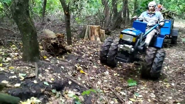 Настоящий танк со спаркой, за дровами после дождей , тяжёлый мотоблок кентавр