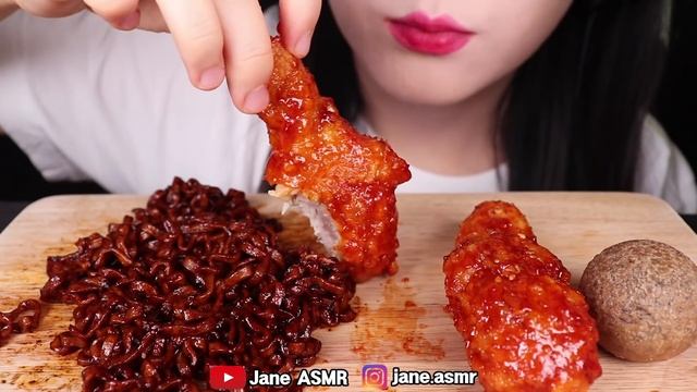 ASMR BLACK BEAN NOODLES, FRIED CHICKEN, MOZZARELLA CHEESE BALL 짜장 라면, 양념치킨 닭다리, 치즈볼 먹방 JANE ASMR 제인