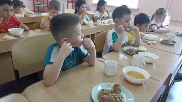 Детский садик Асмиры. Один день из жизни в детском саду. Май 2023