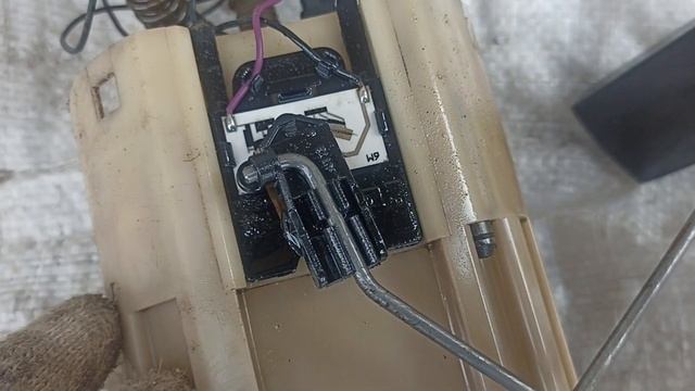 замена моторчика бензонасоса ваз 2110