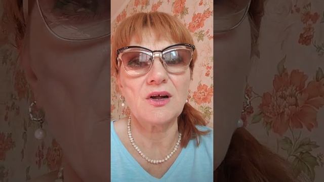 Как правильно креститься в Отца,Сына и Духа Святого?