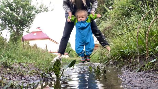 Лиам гуляет по лужам ? РЕБОРН ЛИАМ В ЛУЖЕ Walking with reborn Liam