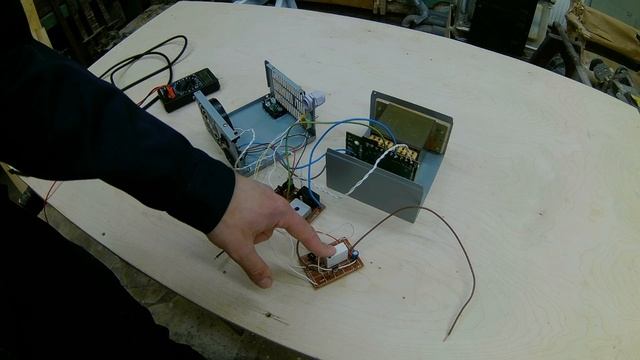 Это гениально простое зарядное устройство своими руками в домашних условиях .